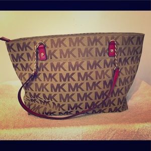 Tan and red Michael Kors shoulder bag